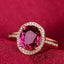 Bagues en or serties de diamants, de rubis et de cristaux rouges