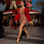 Robe longue en maille rouge ornée de plumes et de strass pour femme à manches longues