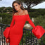 Robe rouge et noire moulante à manches longues et manches lanternes à la française