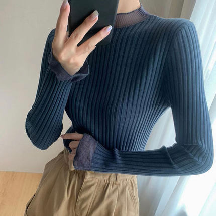 Pull en maille évasé à manches pour femmes Hover Image