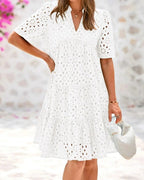 Robe en dentelle ajourée à col en V de haute qualité