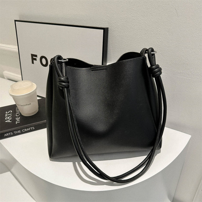 Sac bandoulière fourre-tout pour femme Hover Image