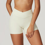 Short d'entraînement taille haute croisé pour femme