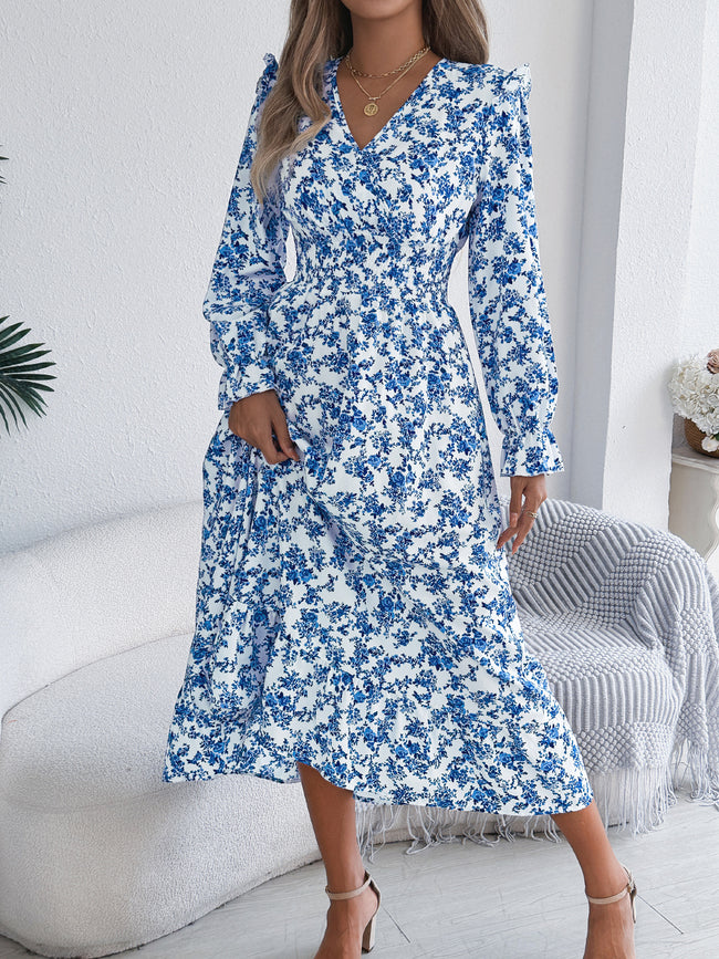 Robe longue élégante à col en V croisé avec motif floral, taille ajustée et ourlet à volants pour femme Hover Image