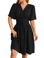 Robe à col en V à manches courtes Robe tendance à manches cloche Vêtements d'été pour femmes