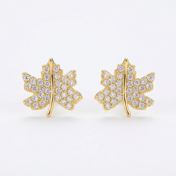 Boucles d'oreilles clous en argent sterling 925 avec feuille d'érable en cristal étincelant élégant, bijoux inspirés de la nature pour femmes