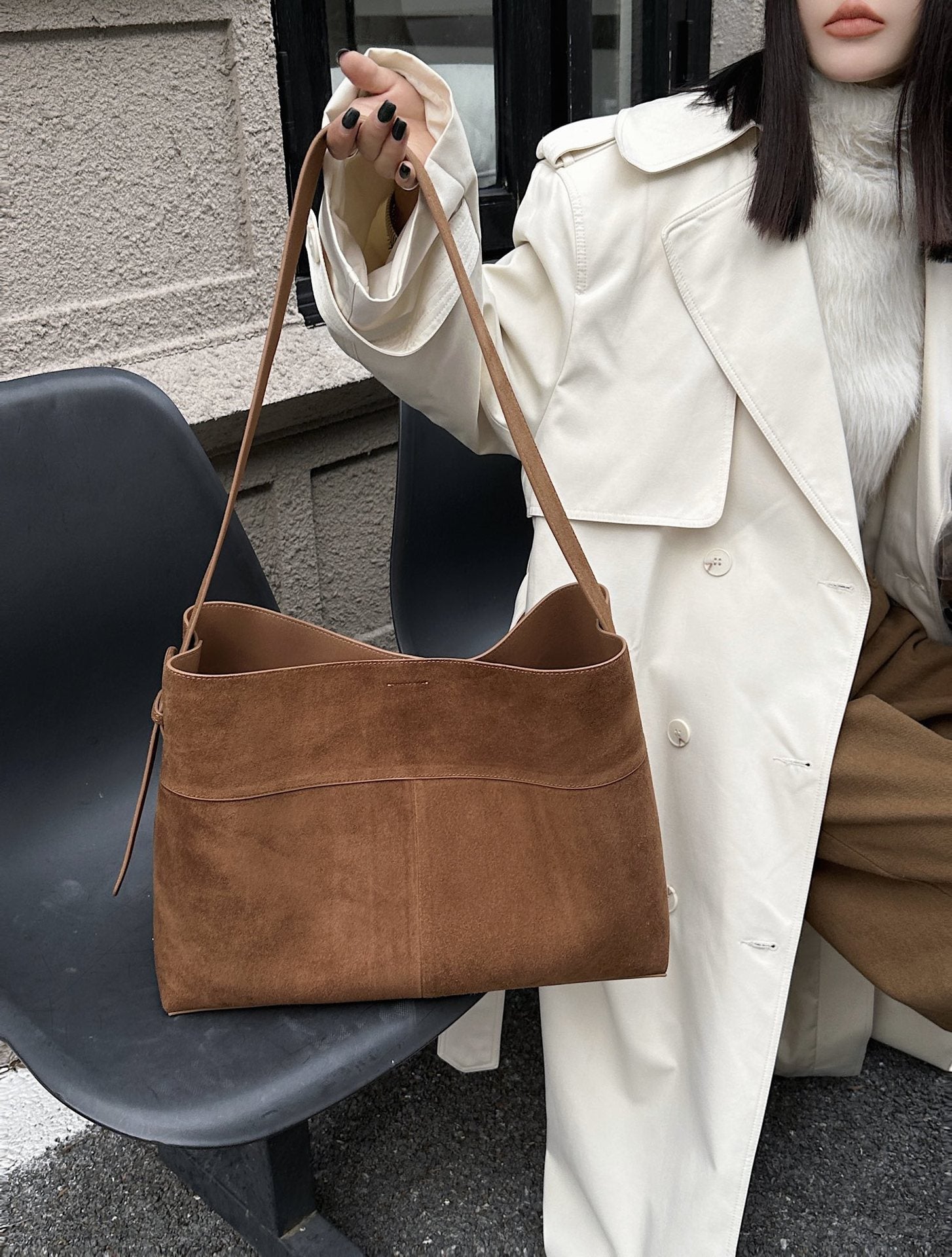 Nouveau sac fourre-tout avancé en cuir mat pour femme