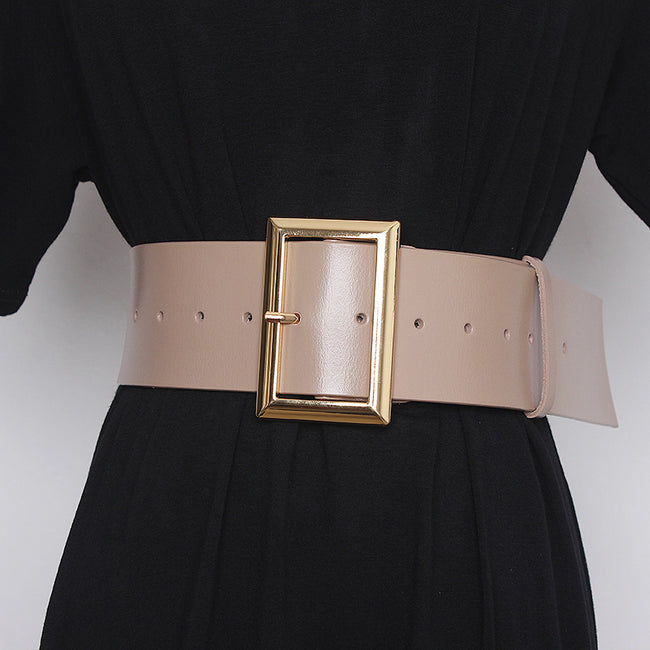 Ceinture large en cuir de vachette verni à la mode avec jupe manteau Hover Image