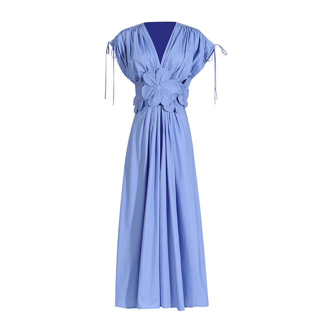 Robe taille haute en dentelle à col en V avec lacets, plis et broderies florales Main Image