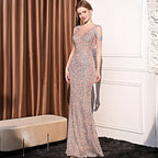 Robe longue sirène cintrée à sequins