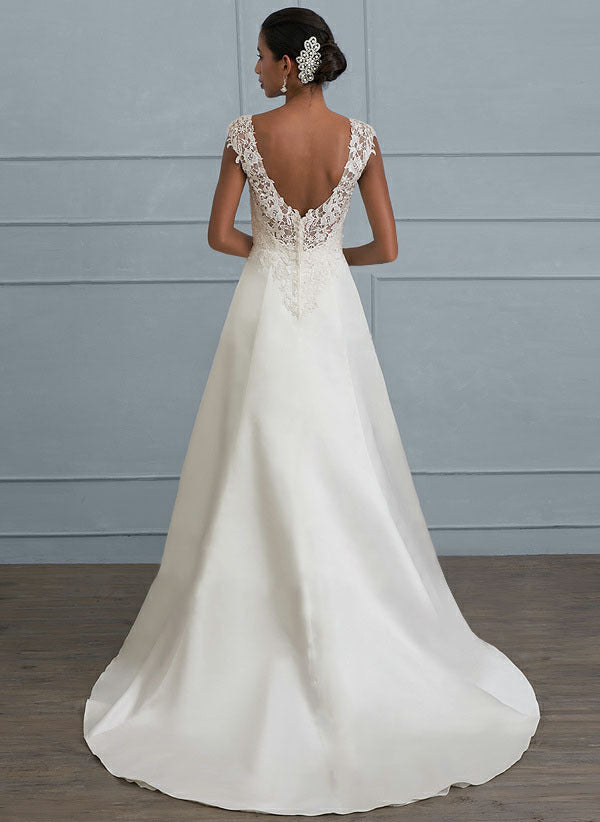 Robe de mariée sirène en dentelle traînante, asymétrique et décolletée en V