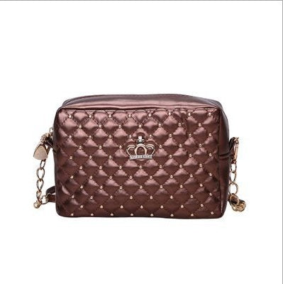 Sac à bandoulière en PU clouté pour femme
