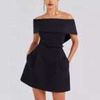 Robe épaules dénudées avec ceinture