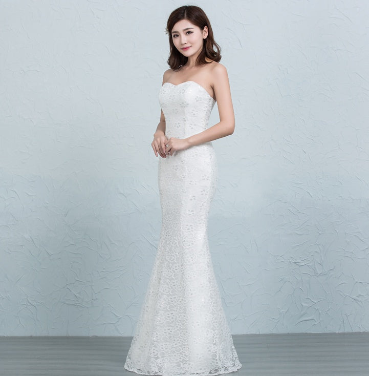 Robe de mariée sirène en dentelle sequinée à la taille
