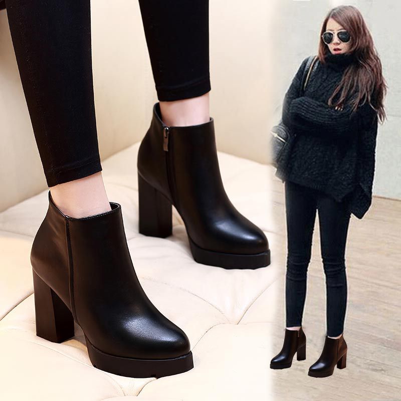 Bottines à talons hauts pour femme