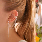 Boucles d'oreilles pendantes en forme de feuille de métal avec pompon pour femmes