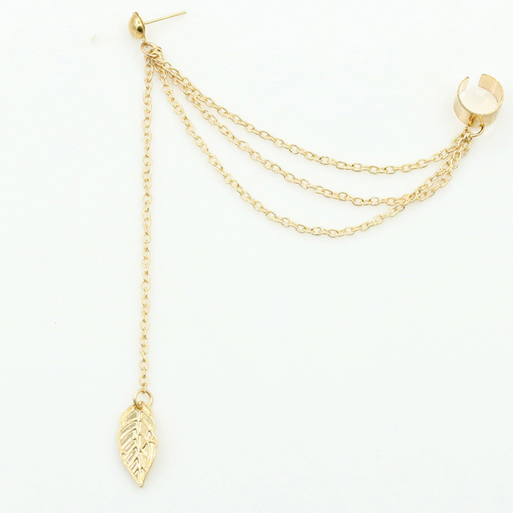 Boucles d'oreilles pendantes en forme de feuille de métal avec pompon pour femmes