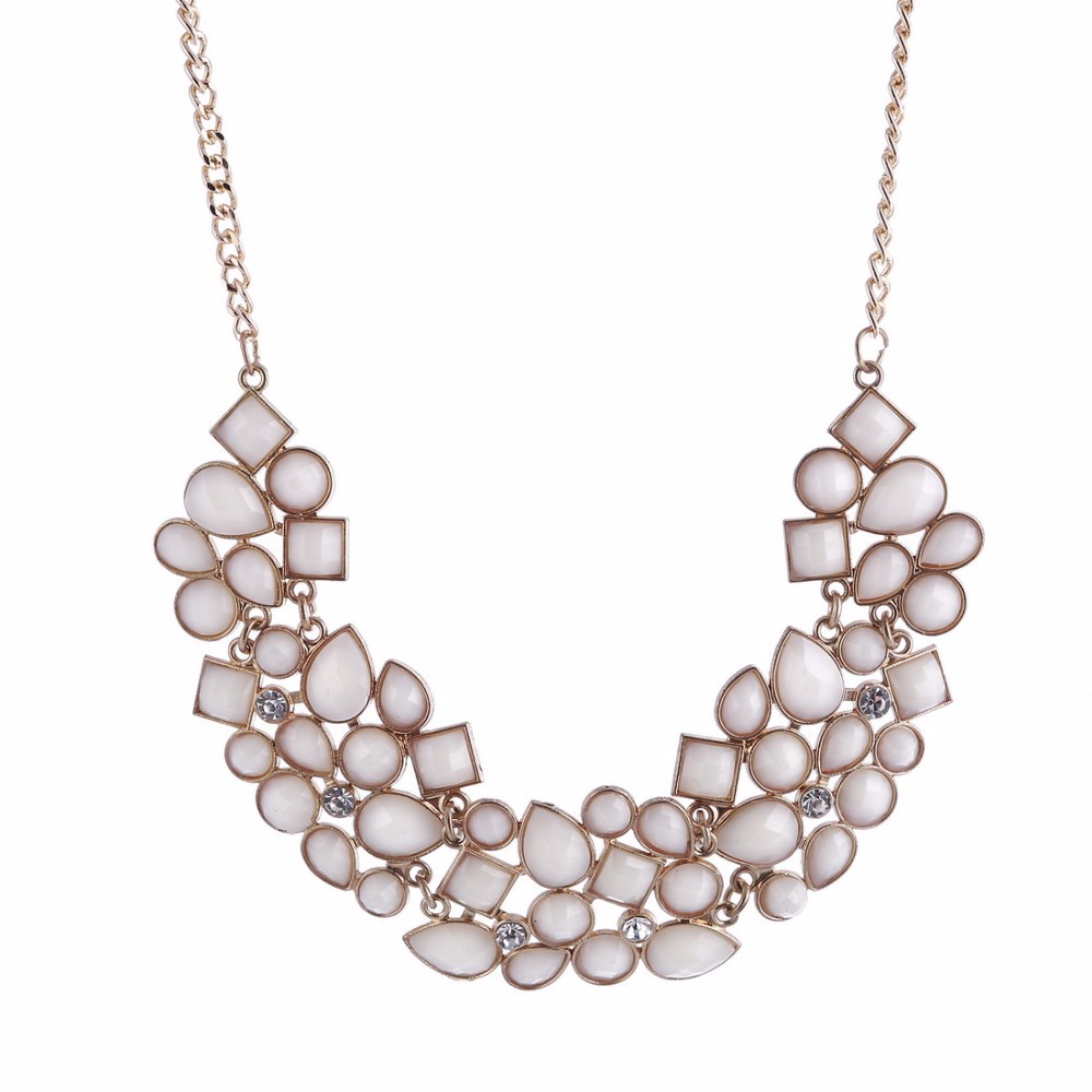 Collier et pendentif ethnique bohème, bijoux multicouches de perles, collier long vintage, bijoux faits à la main en acrylique pour femmes