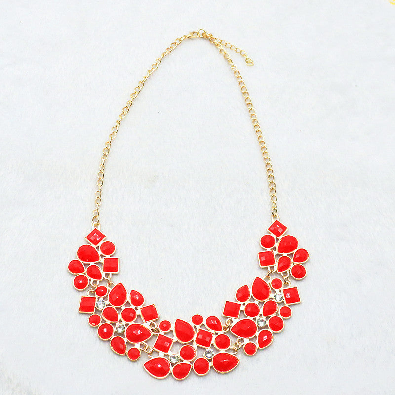 Collier et pendentif ethnique bohème, bijoux multicouches de perles, collier long vintage, bijoux faits à la main en acrylique pour femmes