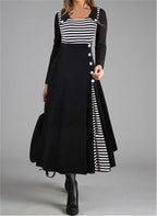 Robe à manches longues, col claudine et grand ourlet avec surpiqûres rayées