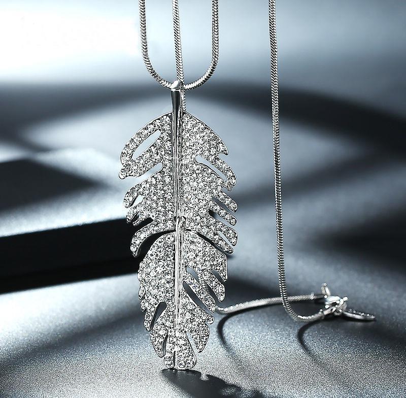 Colliers et pendentifs longs pour femme
