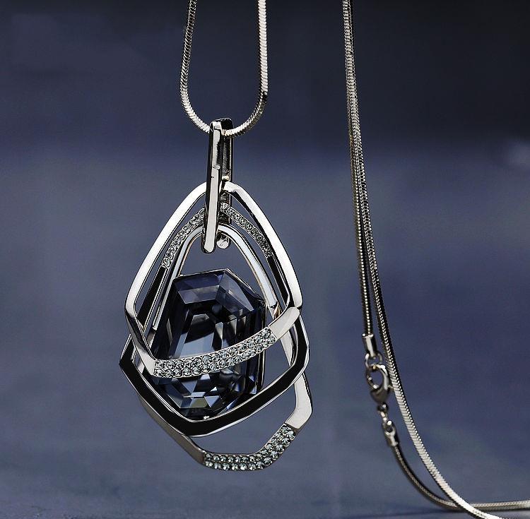 Colliers et pendentifs longs pour femme