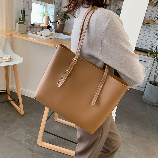 Sac fourre-tout grand format pour femme Hover Image