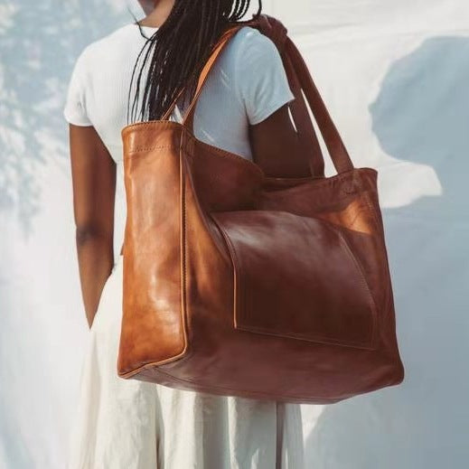 Sacs fourre-tout en cuir huilé grande capacité pour femmes, sacs à bandoulière Hover Image