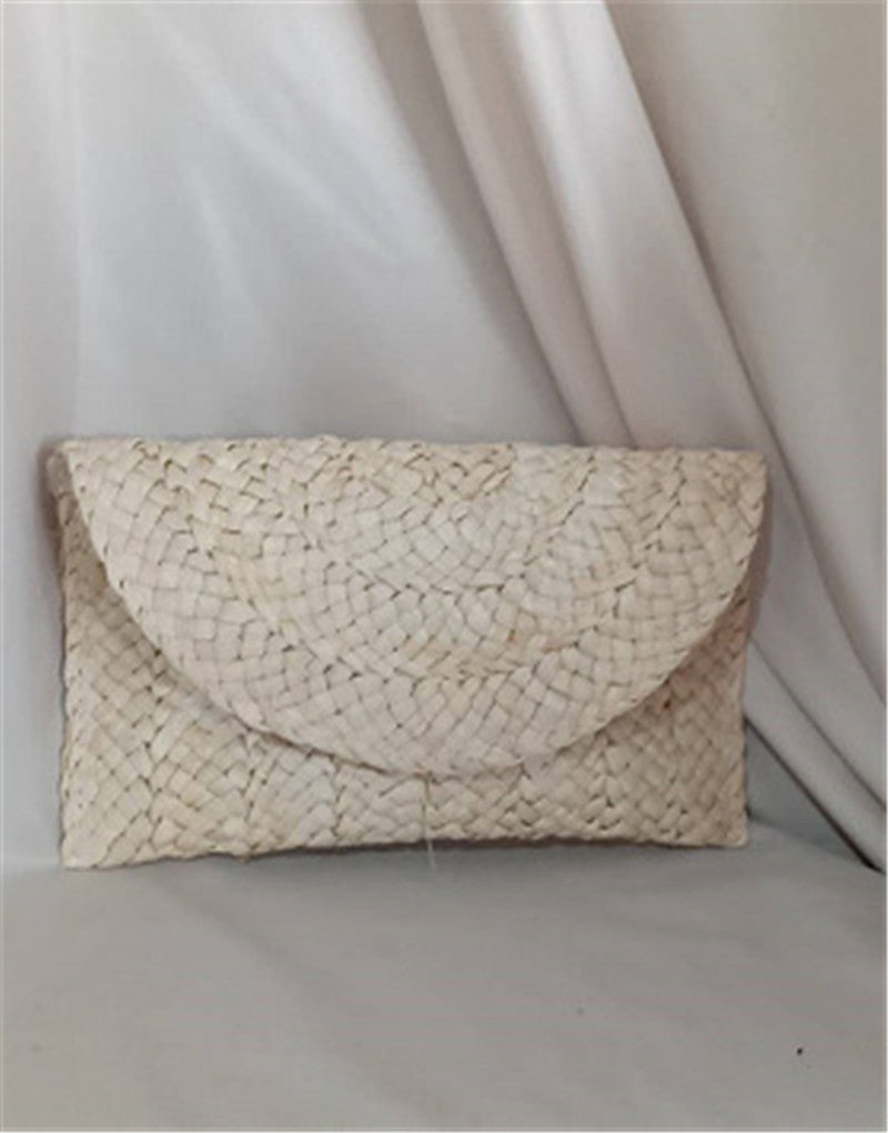 Pochette en cosse de maïs tressée de loisirs