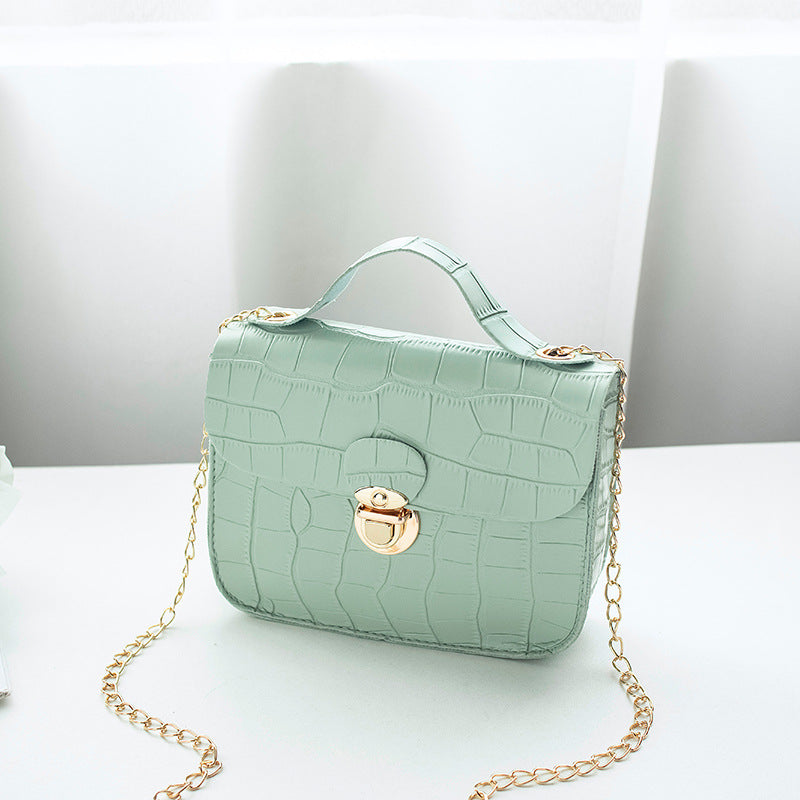 Sac bandoulière petit format pour femme, motif classique, sac à main léger avec chaîne, pochette de messager