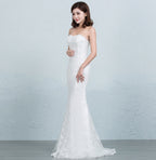 Robe de mariée sirène en dentelle sequinée à la taille