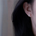 Boucles d'oreilles clous simples en forme de C pour femmes, bijoux exquis en perles et cristaux ronds