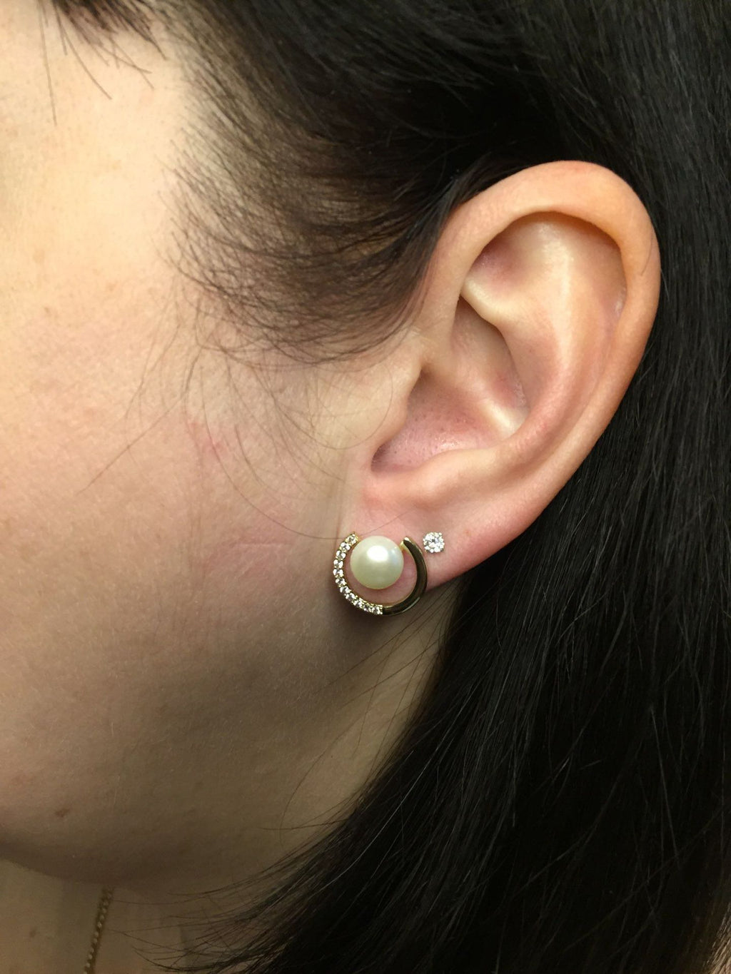 Boucles d'oreilles clous simples en forme de C pour femmes, bijoux exquis en perles et cristaux ronds