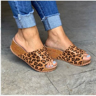 Chaussures Femme Sandales compensées et Pantoufles Main Image