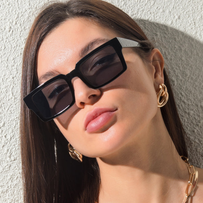 Nouvelles lunettes de soleil rétro carrées pour hommes et femmes Main Image