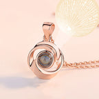 Colliers pendentifs fleur rose en argent sterling 925 pour femmes, collier tendance projection 100 langues AMOUR, bijoux faits à la main