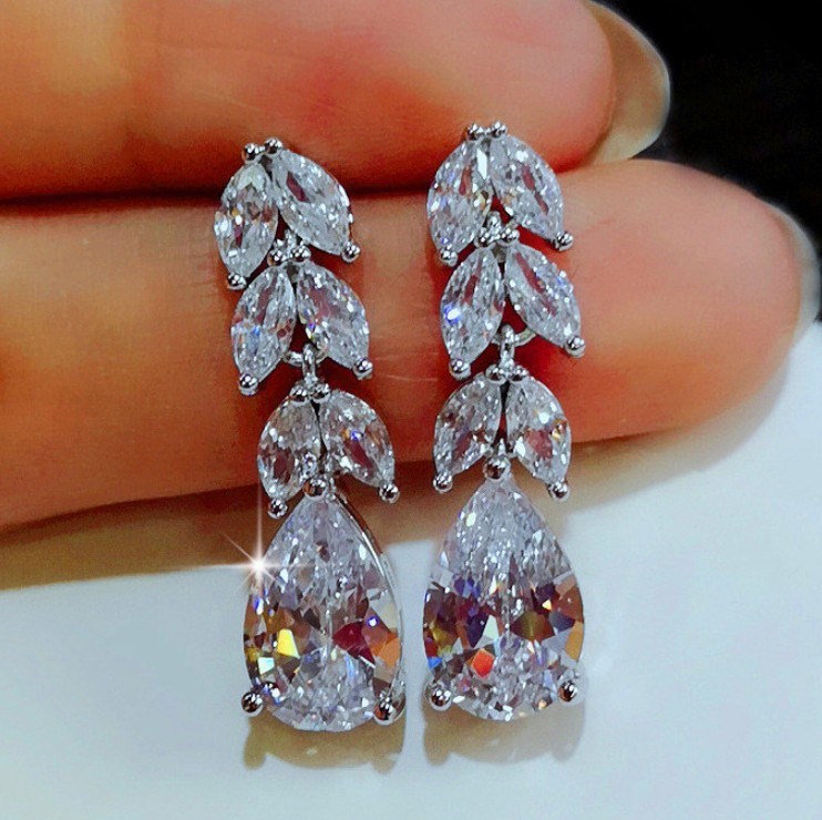Boucles d'oreilles créoles dorées pour femme grandes de mariage