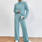Ensemble deux pièces de pull et pantalon ample en tricot à col roulé à manches longues pour femme, collection automne-hiver