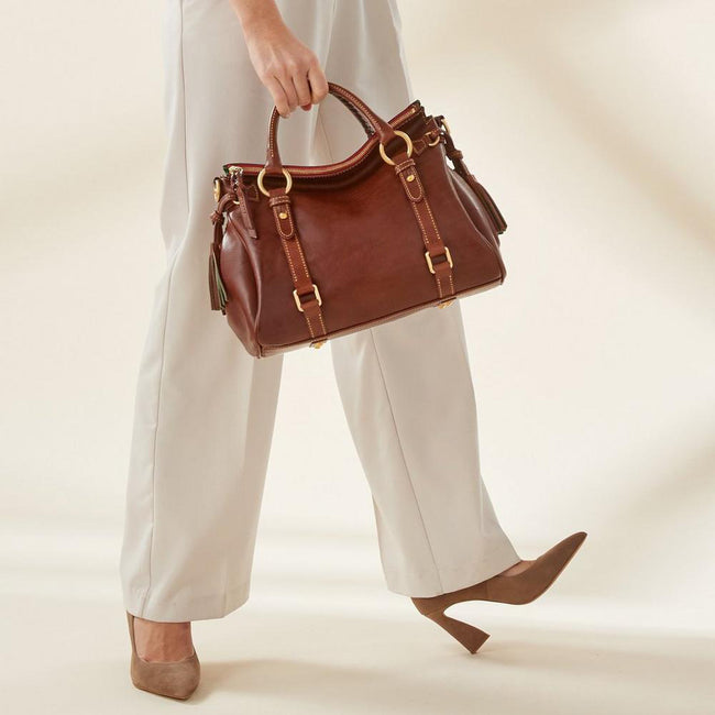 Sac messager à bandoulière souple pour femme Main Image