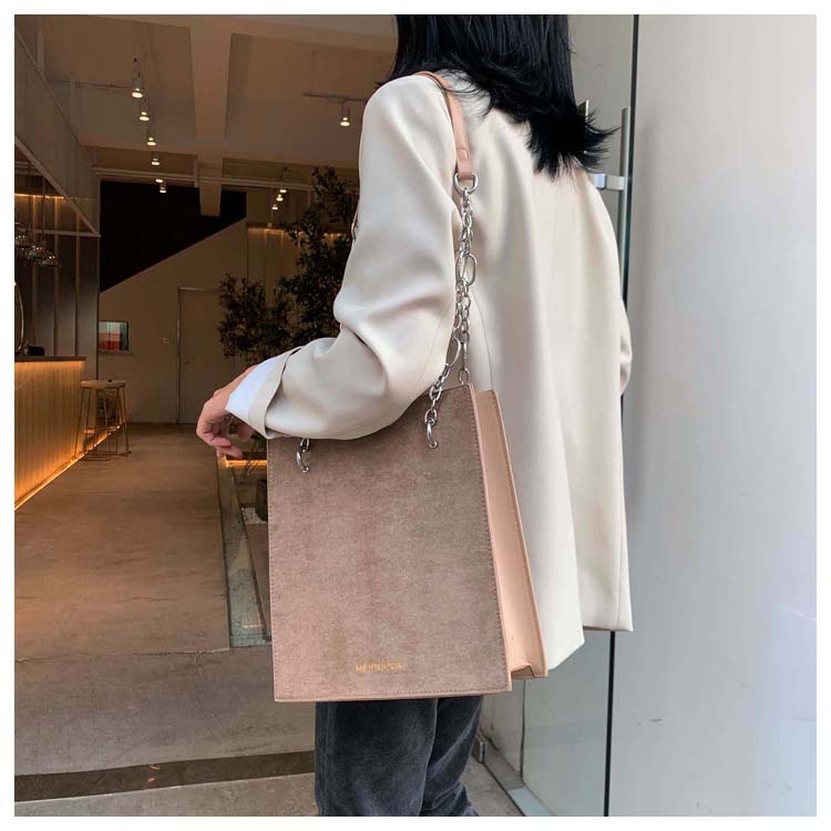 Chain Bag Retro Shoulder Tote Bag