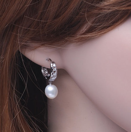 Boucles d'oreilles en vraies perles d'eau douce pour femmes, boucles d'oreilles en perles en argent sterling 925, bijoux fines boucles d'oreilles en perles blanches Main Image