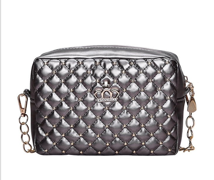 Sac à bandoulière en PU clouté pour femme