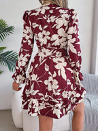 Nouvelle robe courte à manches longues et col en V avec imprimé floral, volants, nœud papillon et coupe trapèze pour femme.