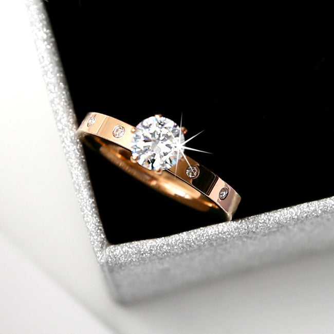 Bagues de couple homme et femme en acier inoxydable incrustées de zircon titane Hover Image