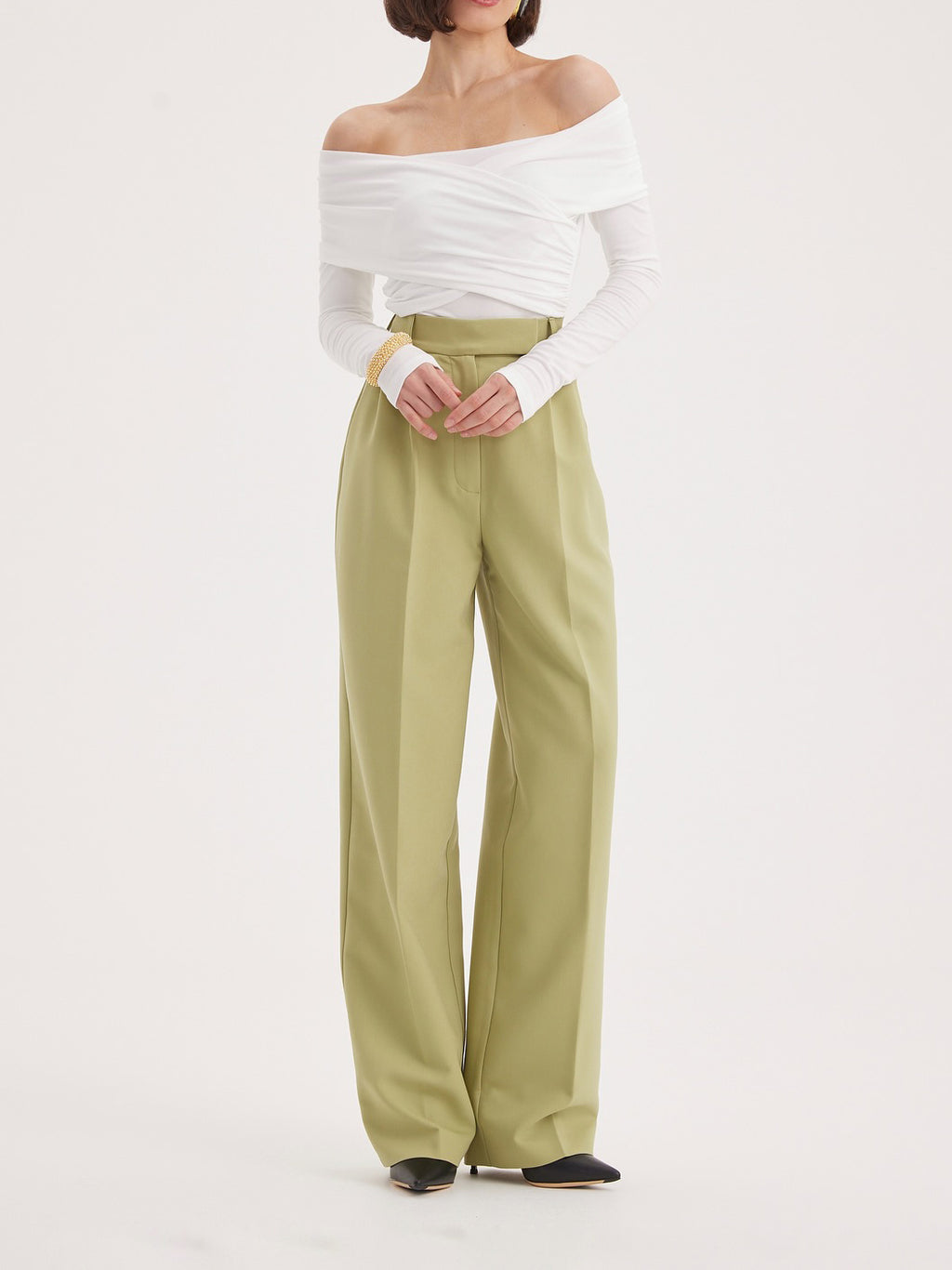 Ensemble veste de costume verte cintrée et pantalon taille haute
