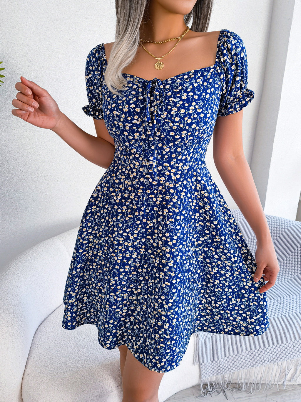 Robe décontractée femme à manches cloche, taille nouée avec cordon de serrage et imprimé floral fluide
