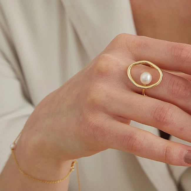 Bague Délicate en Fausses Perles pour Femme Bagues Minimalistes Hover Image