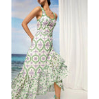 Robe à bretelles asymétrique brodée style vacances en bord de mer