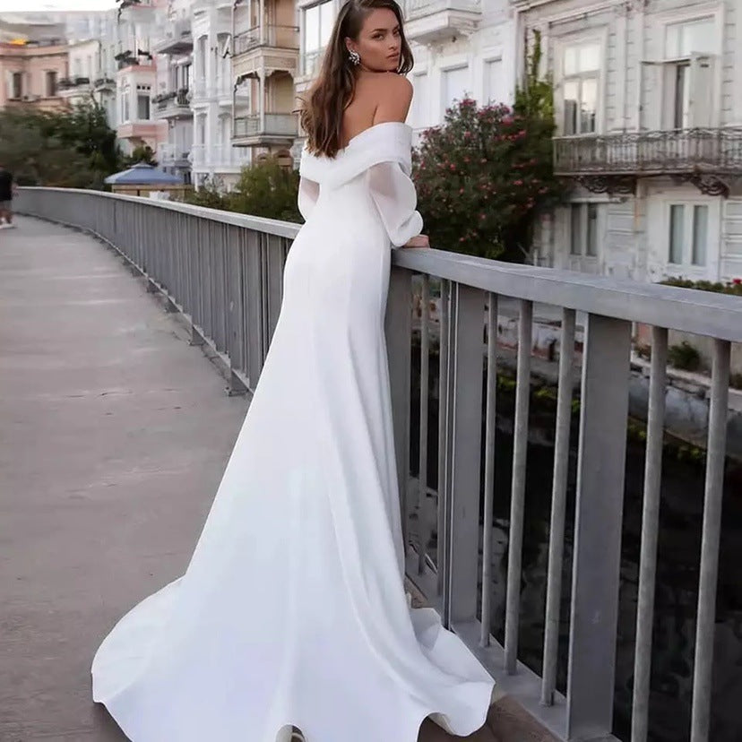 Robe de mariée longue légère en satin blanc cassé, collection Printemps