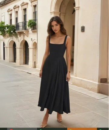 Robe mi-longue coupe ajustée à bretelles couleur unie